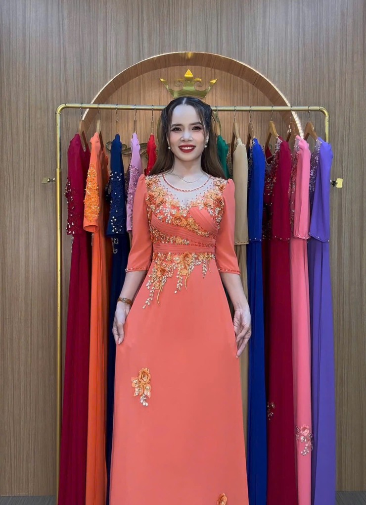  ÁO DÀI DẠ HỘI CAM SỮA - DH1068 