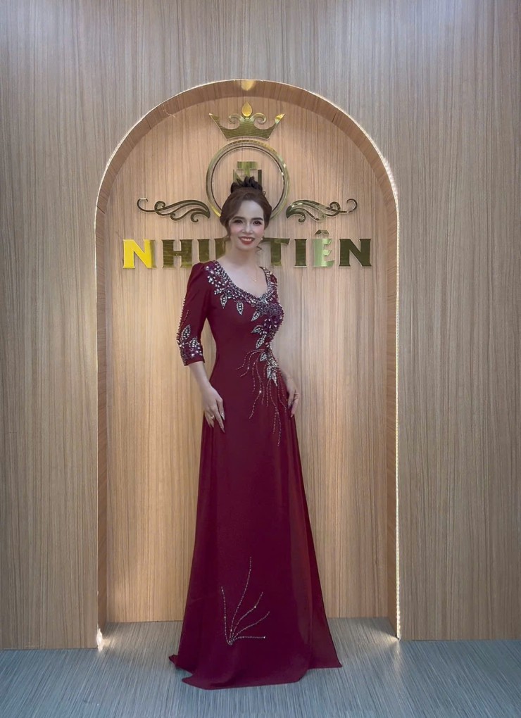  ÁO DÀI DẠ HỘI ĐỎ MẬN - DH1075 