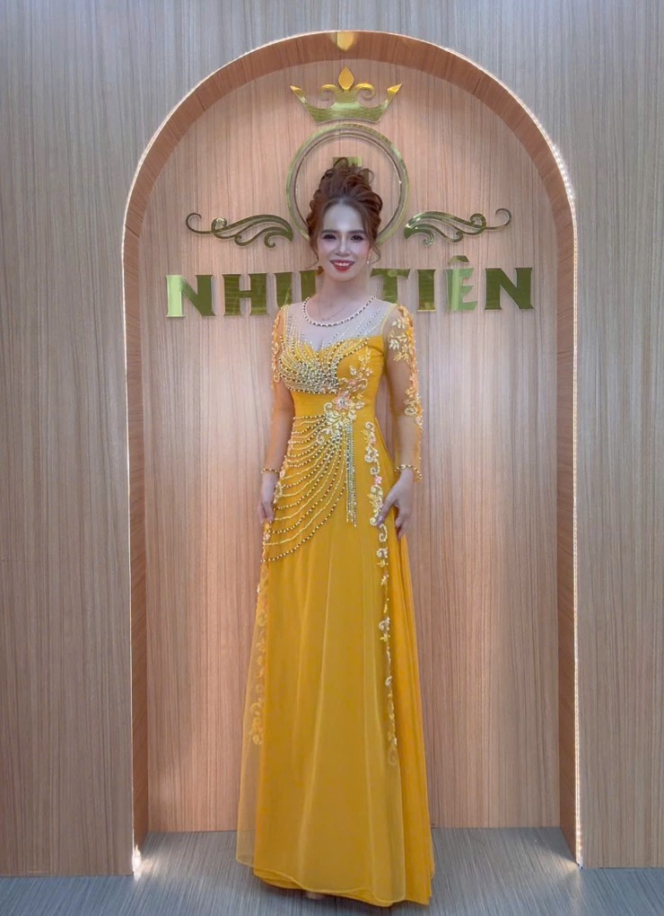 ÁO DÀI DẠ HỘI VÀNG ĐỒNG -  DHCC105 